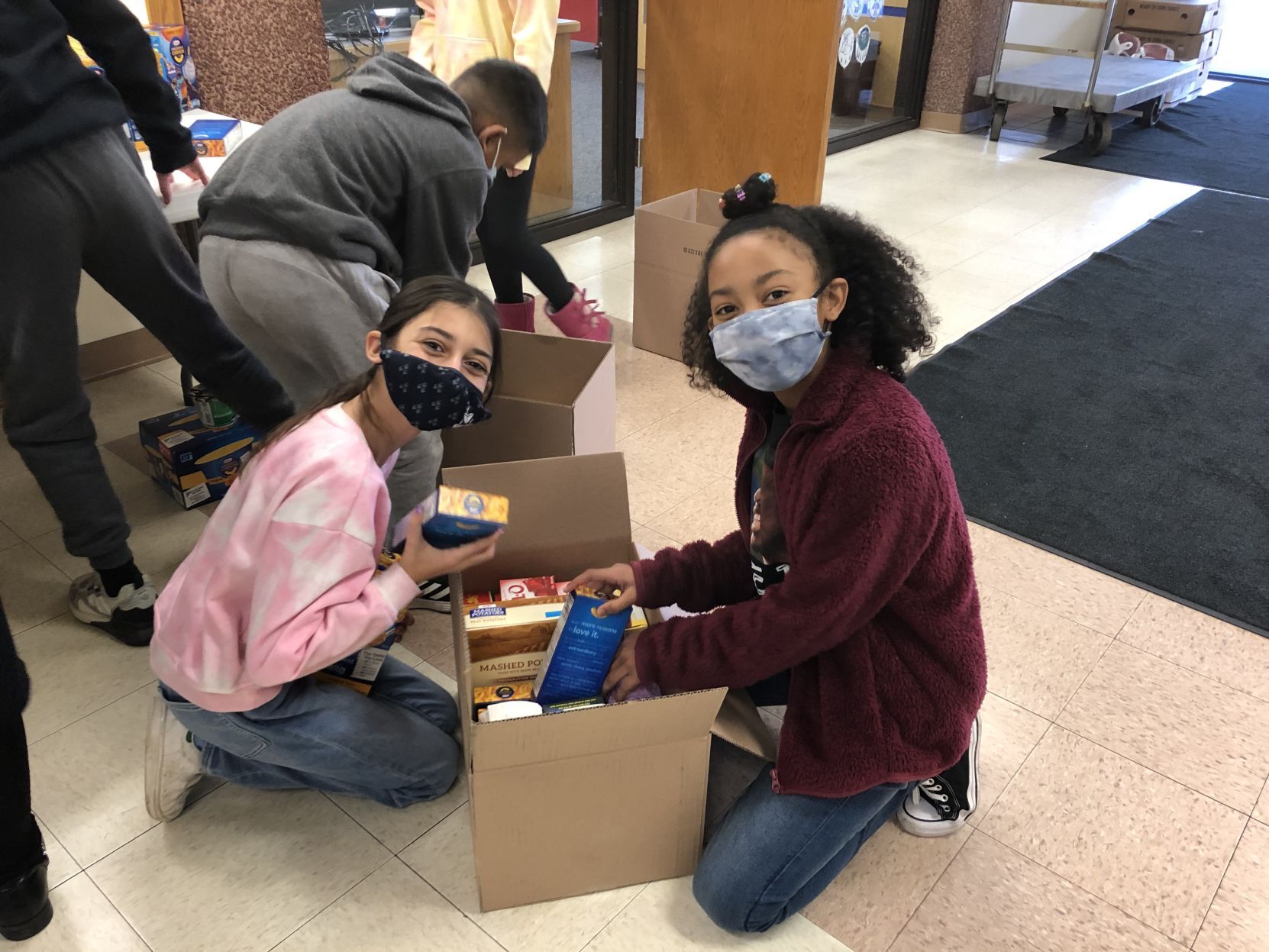 Whittier Elementary Thanksgiving Food Drive